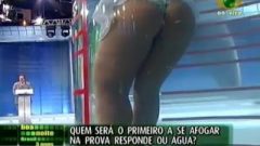 Latina Model Vanessa Guerrao MButtive Butt Swimsuit Thong Upskirt !
