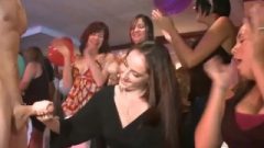 Amateur Girls Slurp Strippers Big Dicks At Cfnm Party