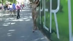 Nikola Flashes Her Slender Body In Public