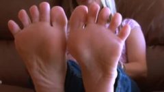 Kandi Voluptuous Feet